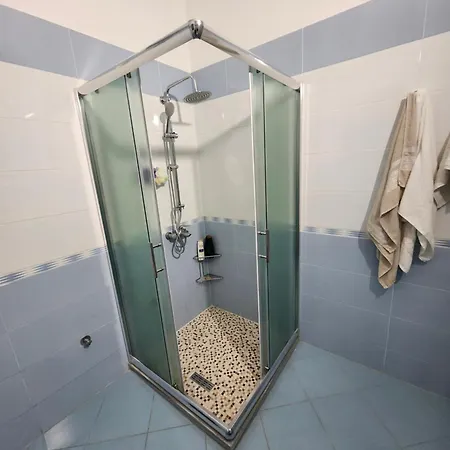 Albert's House For Rent 別荘 Vlorë