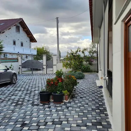 Albert's House For Rent Vlorë