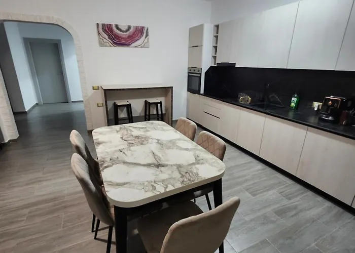 Albert's House For Rent 度假居